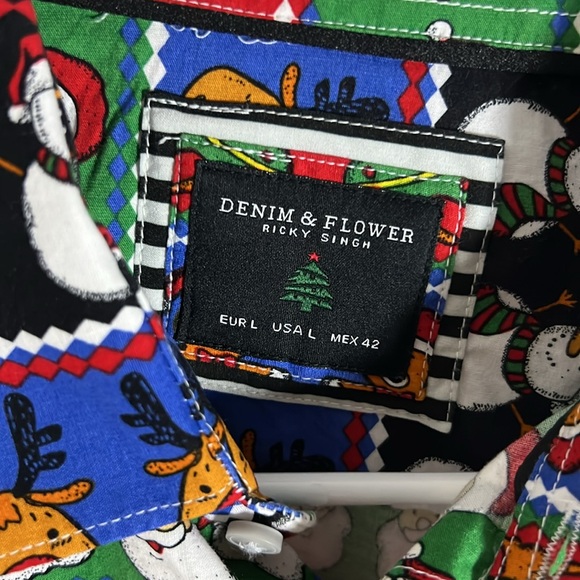 Denim & Flower Christmas All Over Print Button Up Shirt Men’s Size L - Picture 3 of 4